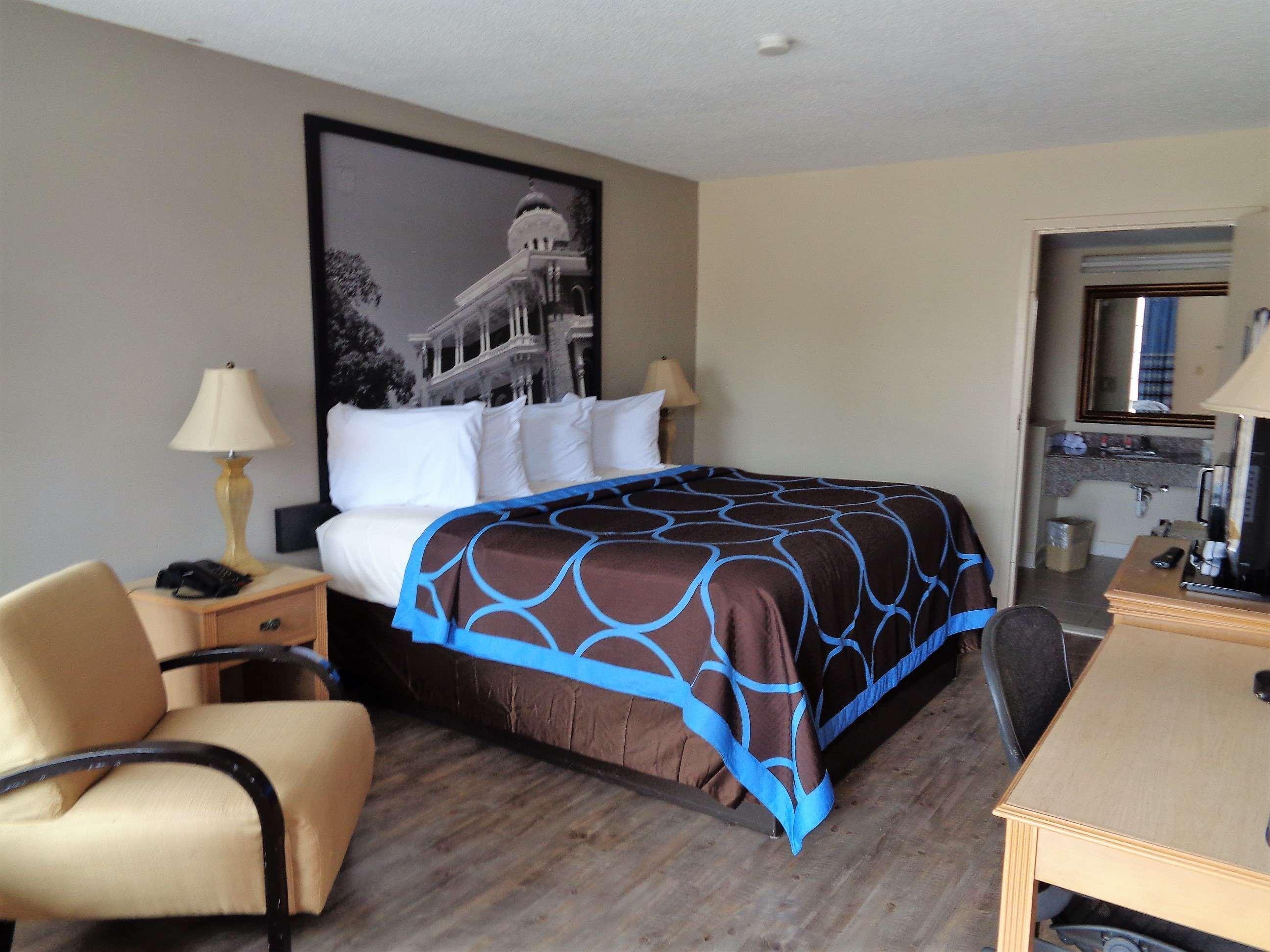 Motel Super 8 By Wyndham Gulfport Biloxi Airport Exterior foto